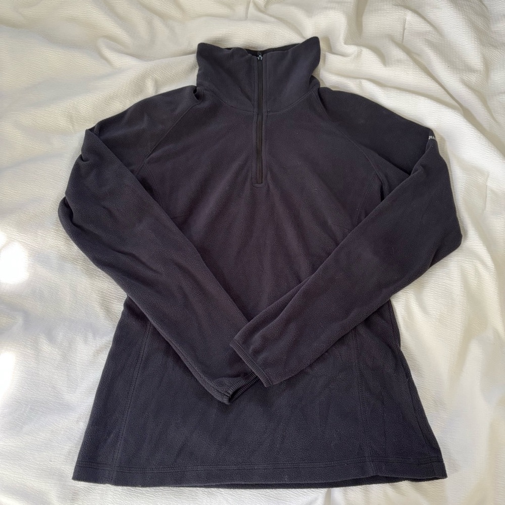 Columbia Classic Black Zip-Up Sweater
